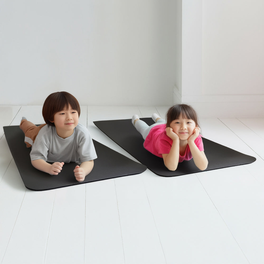 【2月中旬入荷予定・入荷次第出荷】NBRストレッチマット 60㎝×183㎝ 厚さ15㎜