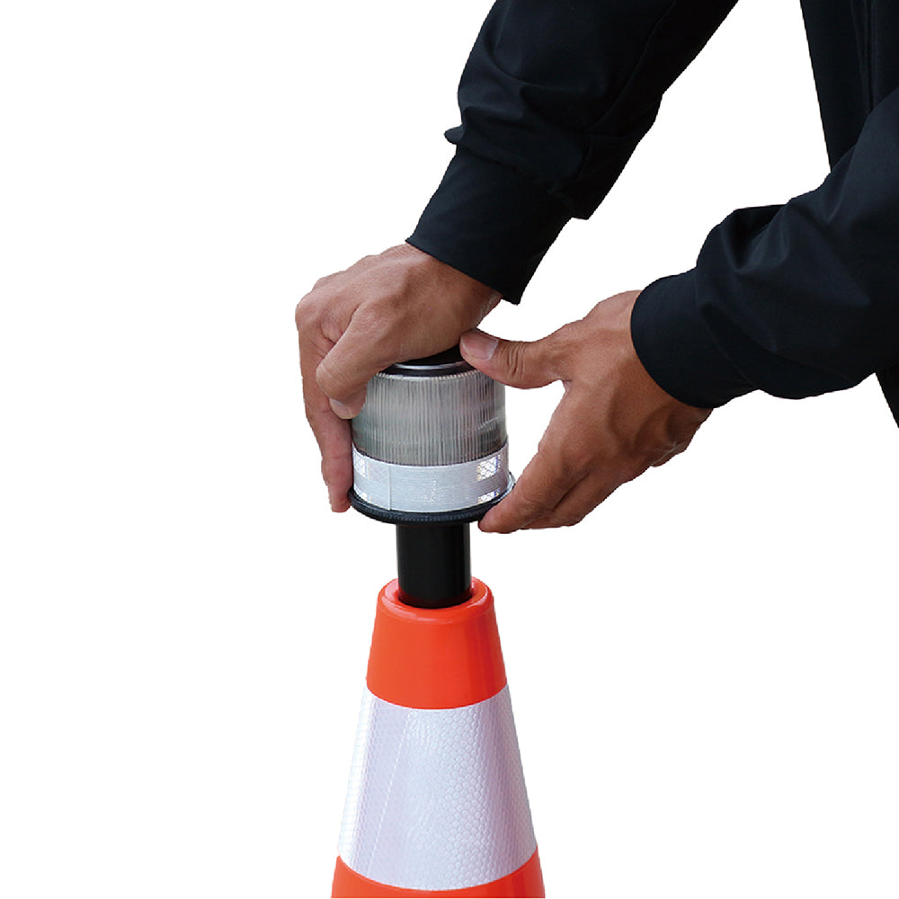 【リニューアル】 穴あきコーン700